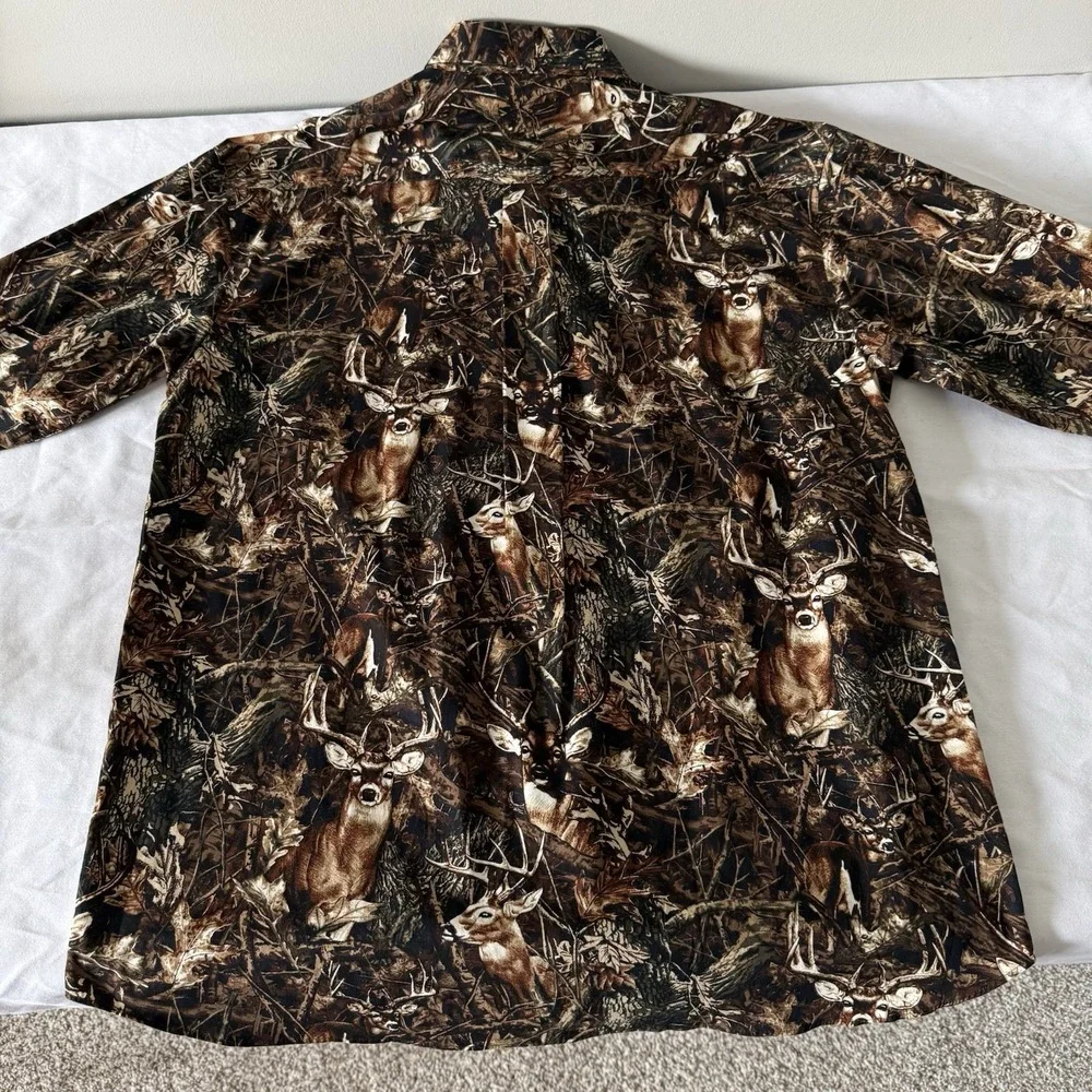 RedHead Camo Deer Print Long Sleeve Button Down Large Outdoor Whitetail Hunting